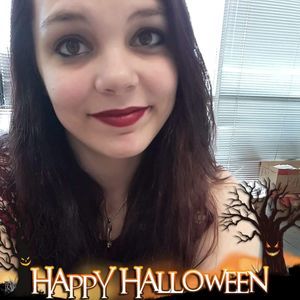 Meet your Posher, Taryn